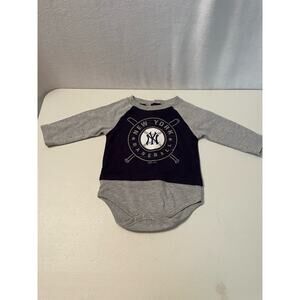 New York Giants baseball one piece gray blue snap bottom‎ baby 12M Gen2